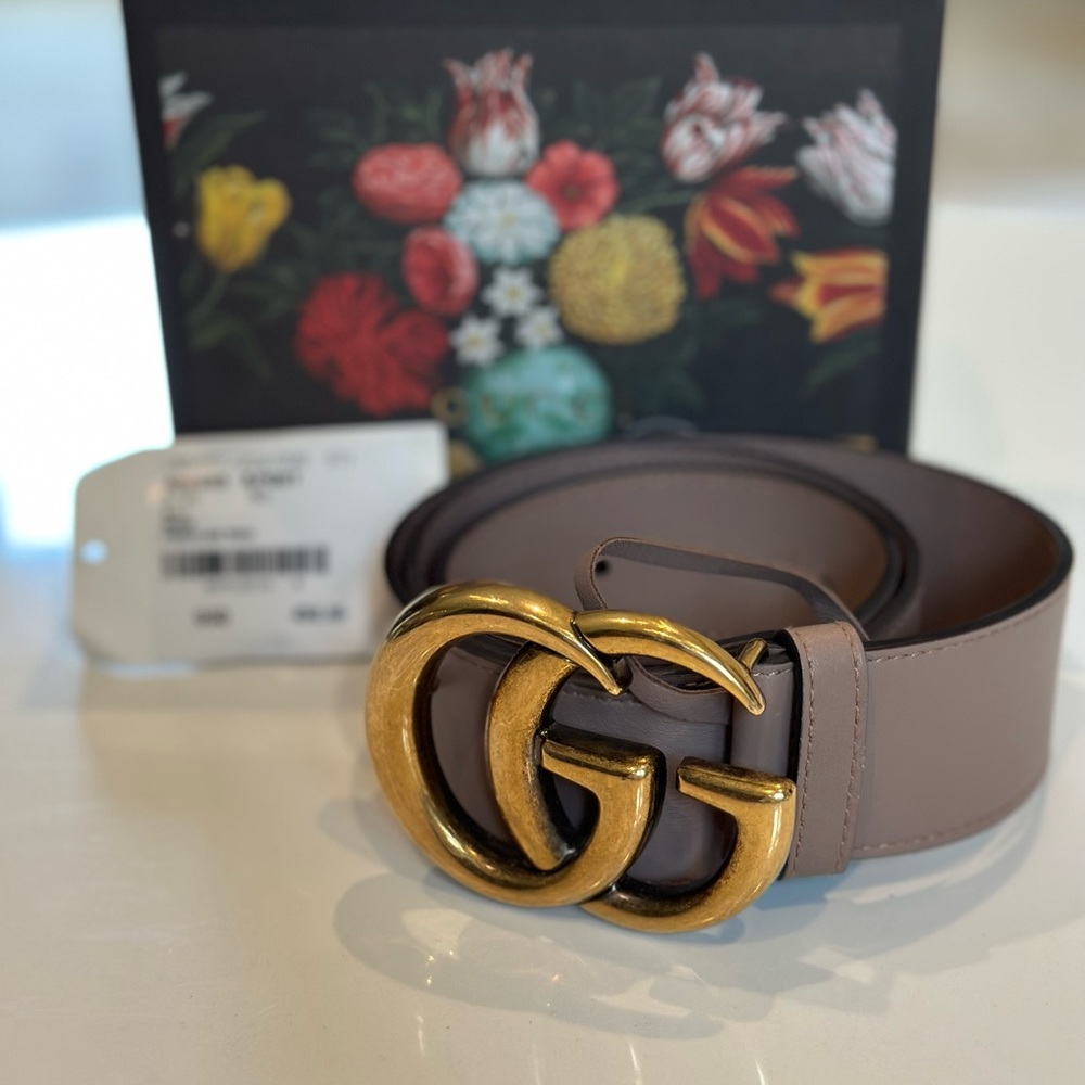 COPY - COPY - 100% AUTHENTIC- Gucci Leather Belt - Size 80- 1.5 inch